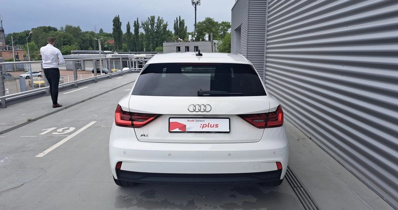 Audi A1 cena 109700 przebieg: 13147, rok produkcji 2021 z Debrzno małe 254